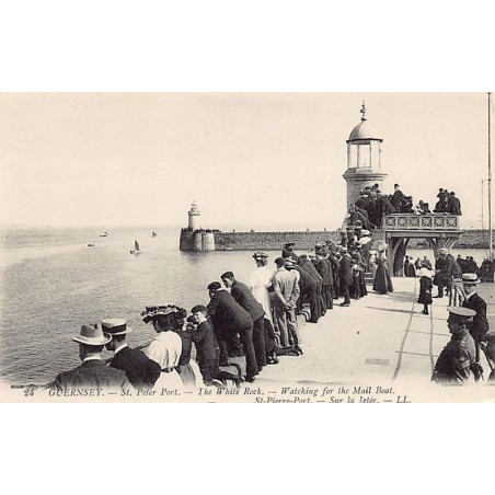 Rare collectable postcards of GUERNSEY. Vintage Postcards of GUERNSEY