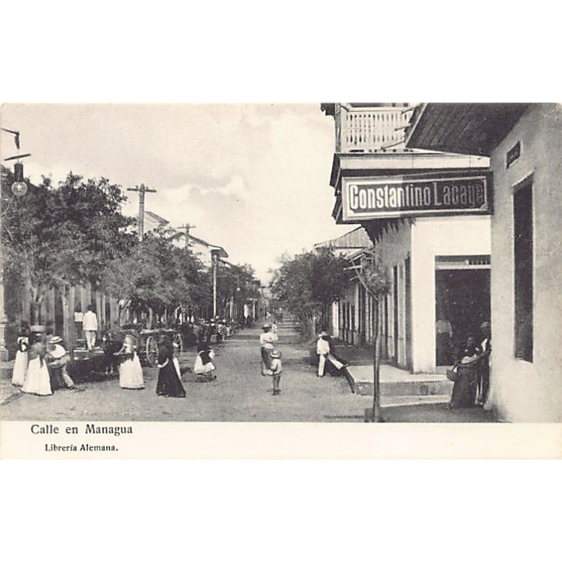 Nicaragua - Calle en MANAGUA, Tienda Constantino Lacayo - Ed. Libreria Alemana.