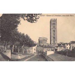 Italia - LUCCA - Chiesa di S. Frediano, vista dalle Mura