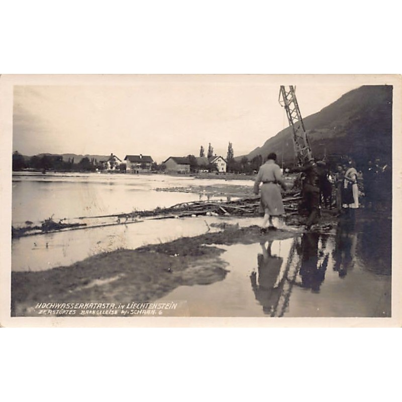Liechtenstein - Hochwasserkatastrophe Jahr 1927 - Zerstörtes Bahngeleise bei Schaan - FOTOKARTE - Verlag J. Nipp 6