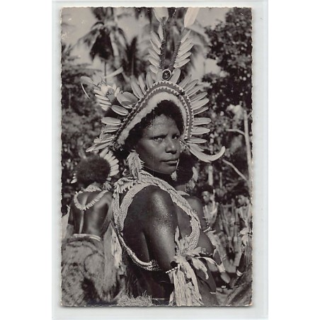 Rare collectable postcards of Papua New Guinea. Vintage Postcards of Papua New Guinea