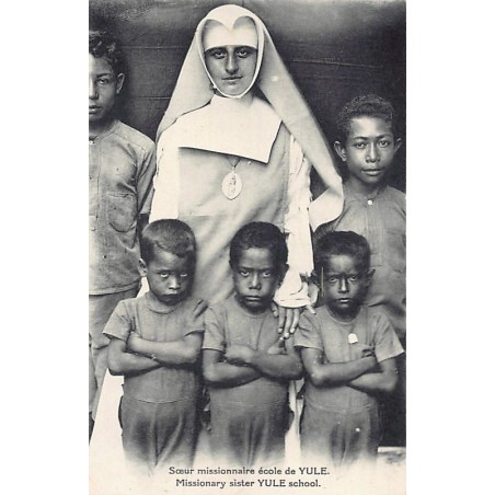 Rare collectable postcards of Papua New Guinea. Vintage Postcards of Papua New Guinea