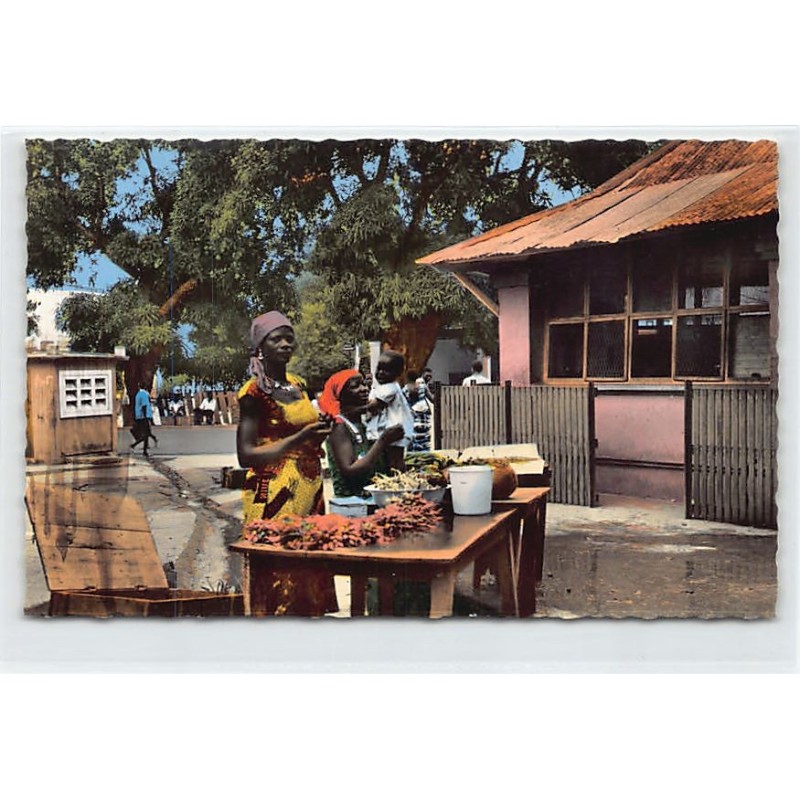Centrafrique - BANGUI - Le marché central - Ed. Hoa Qui 3510