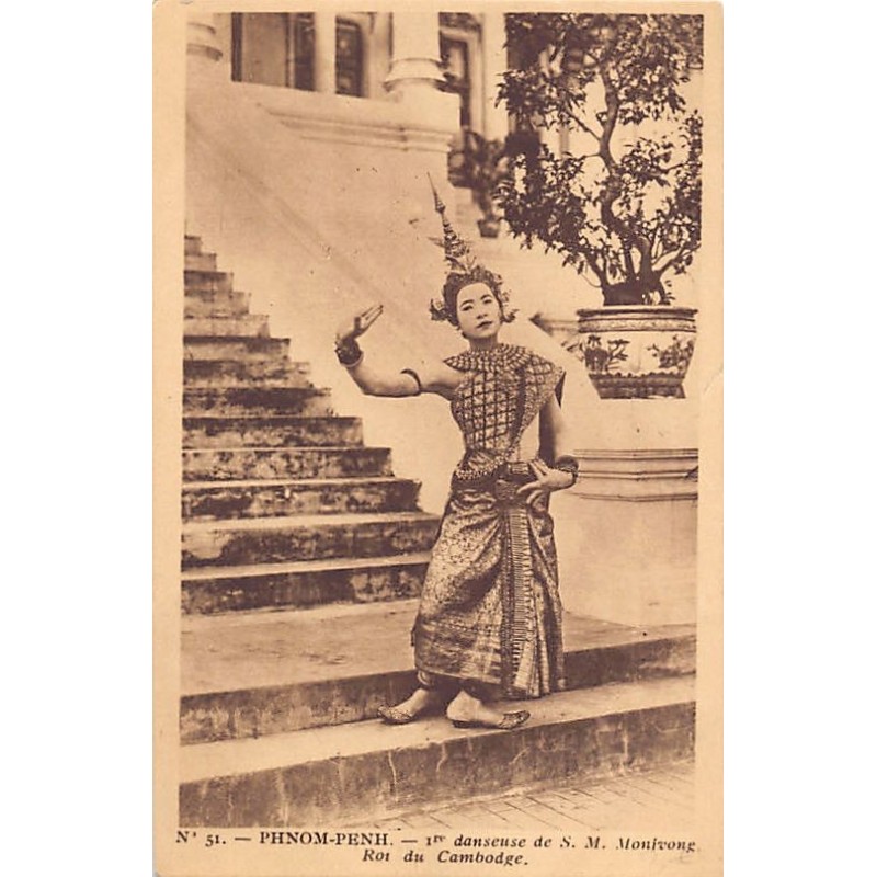 Cambodia - PHNOM BACKENG - Principal dancer of S. M. Monivong - Publ. Planté 51