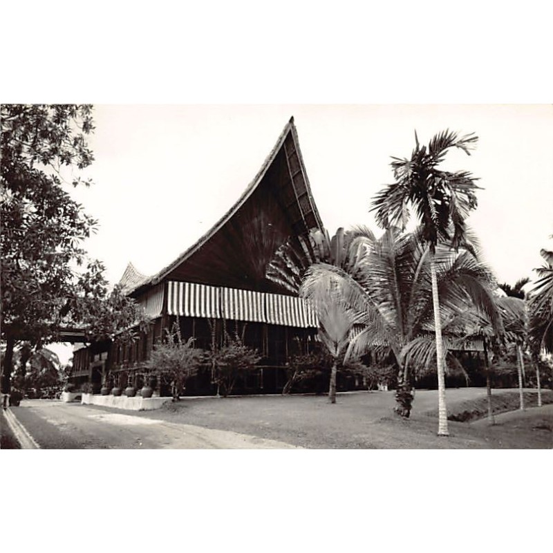Malaysia - BESTARI JAYA (formerly Batang Berjuntai) Maison des Palmes (Socfin) - Publ. unknown